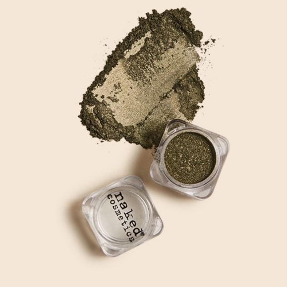 Naked Cosmetics Loose Powder Shadow - Picture 1 of 2